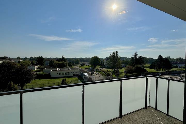 Appartamento intero, Cozy Apartment 4p – Tram at doorstep in Illkirch-Graffenstaden, Regione di Strassburg