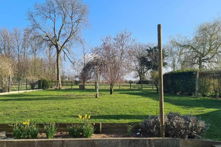 Location de vacances pour 6 personnes, avec jardin et vue à Bourseville