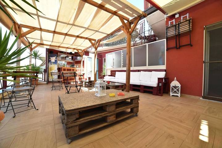 Location de vacances pour 3 personnes, avec jacuzzi ainsi que piscine et terrasse à Adrano - 3