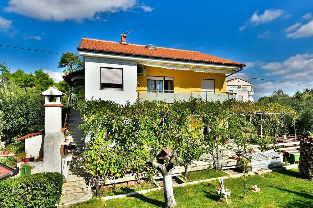 Appartamento vacanze a Vir a partire da 130€ a notte