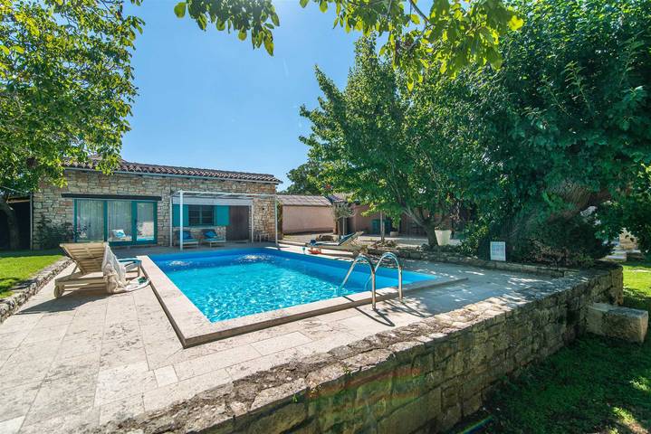 Villa für 4 Personen, mit Garten und Pool, kinderfreundlich in Kroatien - 3