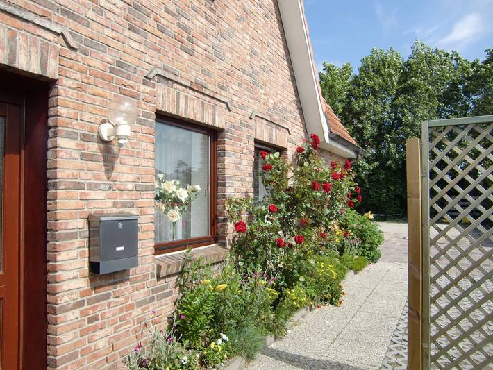 Ferienwohnung für 2 Personen, mit Balkon und Terrasse sowie Garten in Tinnum