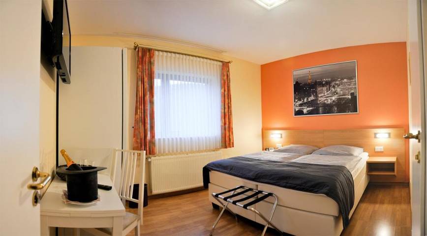 Hôtel pour 3 personnes, avec terrasse et vue