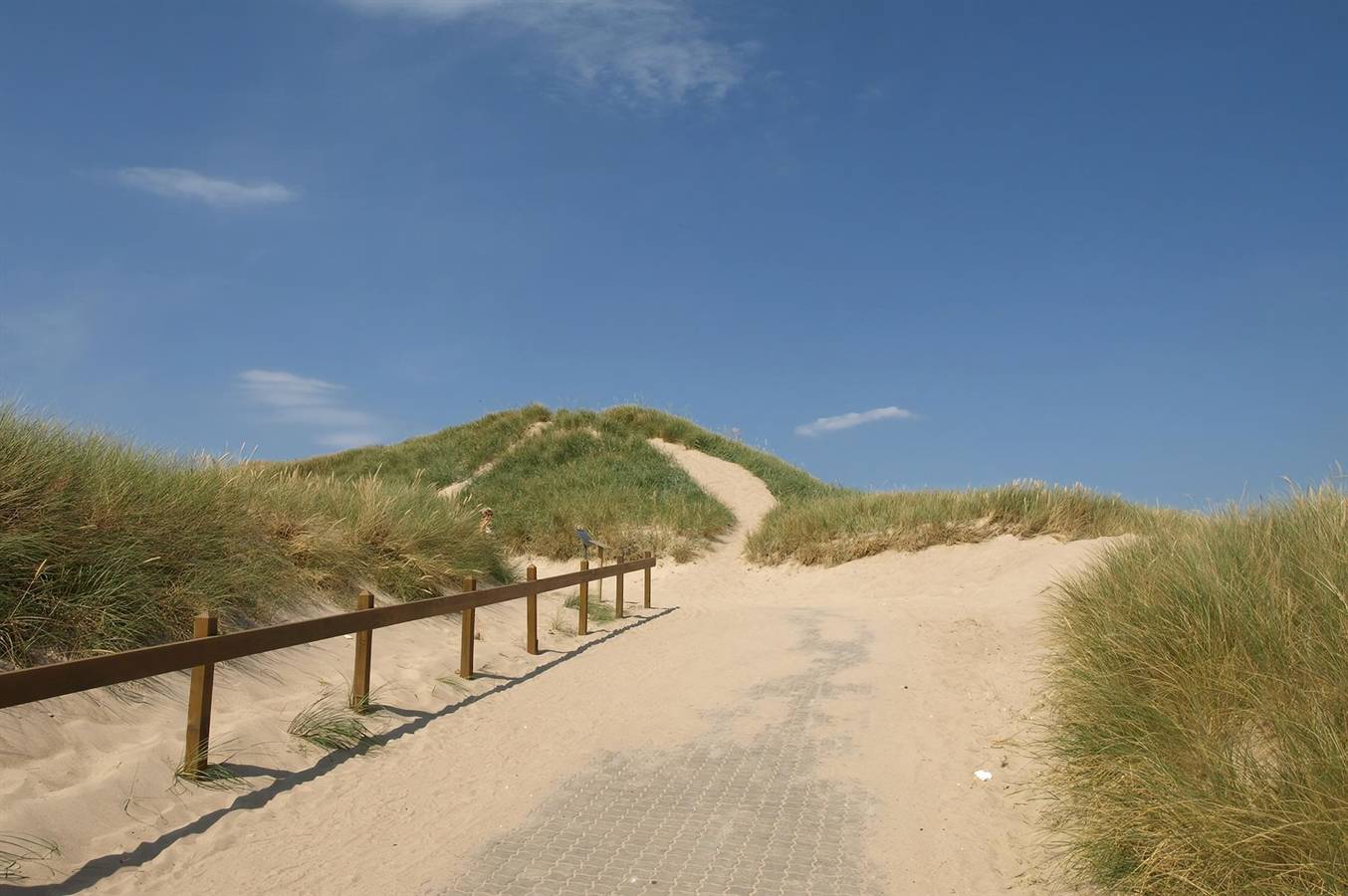 Beautiful home in Harboøre w/ 3 Bedrooms, Sauna and Wifi in Vejlby Klit, Región de Lemvig