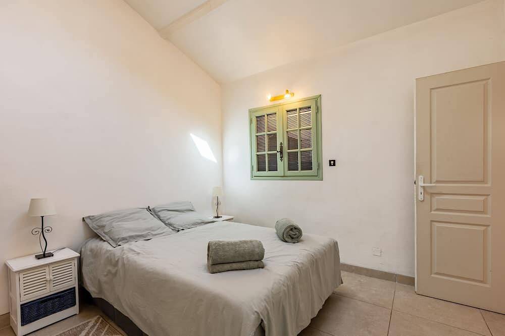 Le Mas des Trois Sources - Grand jardin in Gignac, Mediterranean Coast (France)
