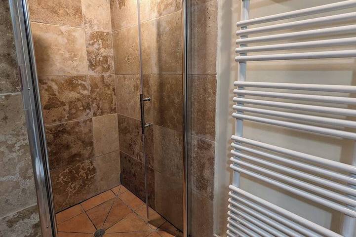 Location de vacances pour 6 personnes, avec piscine et jardin, animaux acceptés à Urval - 4