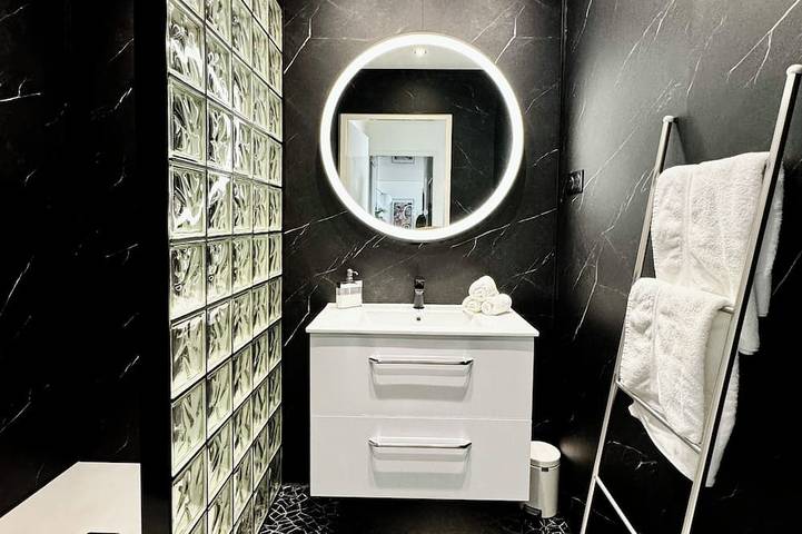 Gîte pour 6 personnes, avec balcon à San-Martino-di-Lota - 4