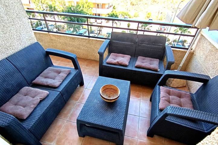 Chalet for 6 people, with garden and pool as well as balcony in Benalmádena