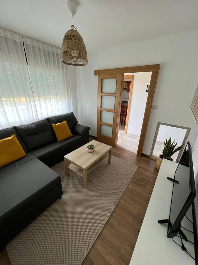 Apartamento inteiro, Three-Bedroom Apartment in Nigrán, Rias Baixas