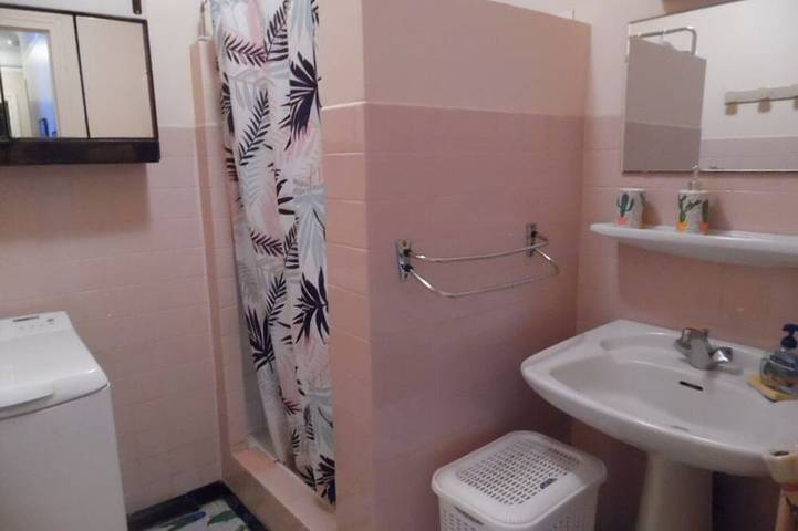 Gîte pour 2 personnes, avec terrasse à Montbolo - 3