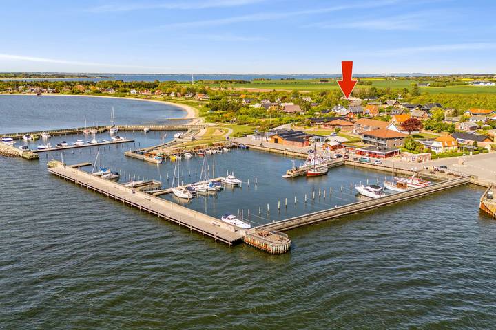Villa for 10 personer, med Terrasse og Hage i Fur
