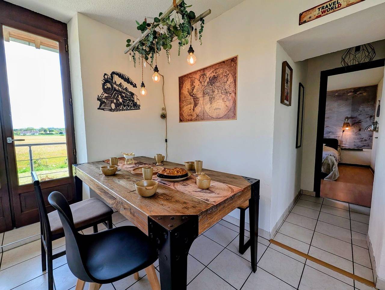 Cottage „Gîte Insolite Nature & Détente“ mit privater Terrasse & Garten in Dampierre-sur-Salon, Haute-Saône