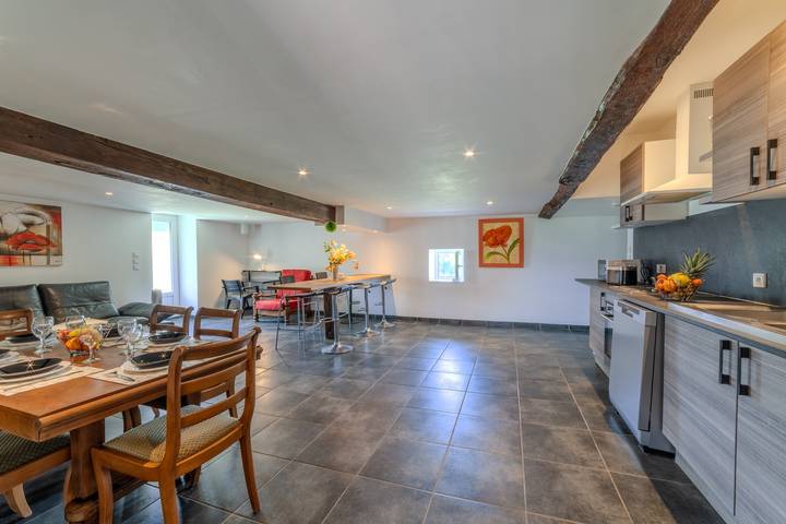 Appartement de vacances pour 6 personnes, avec jardin et terrasse dans la Loire - 4