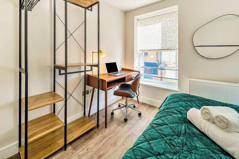 Geheel appartement, Town Center, Free Wifi, 58 Inch Tv, Balcony in Rushmoor, Hampshire
