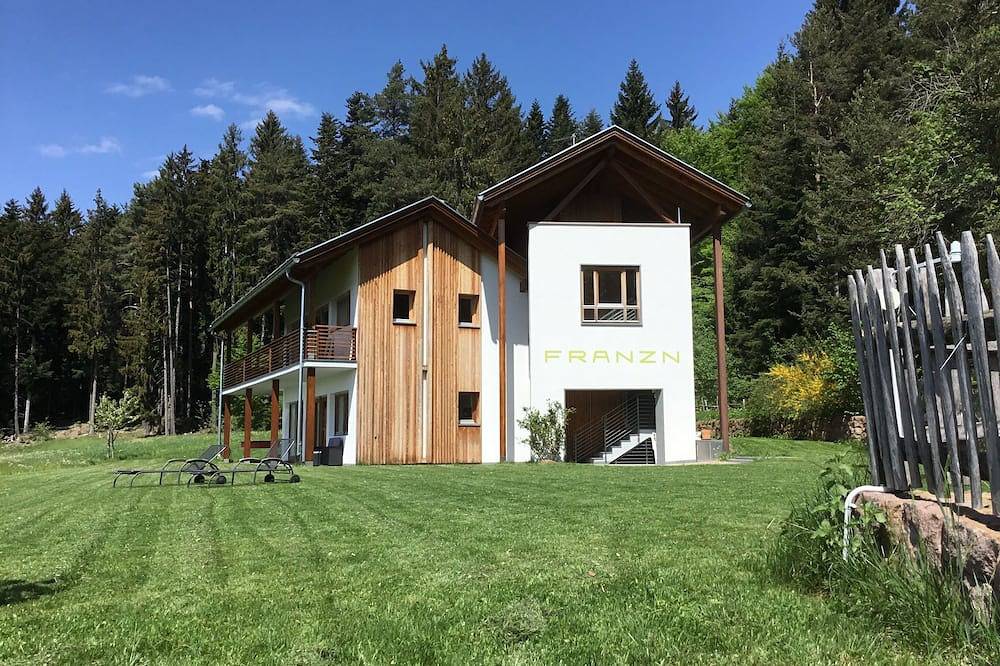 Ganze Wohnung, Apartment Franzn - Sonnige Alleinlage in den Dolomiten in Deutschnofen, Eggental