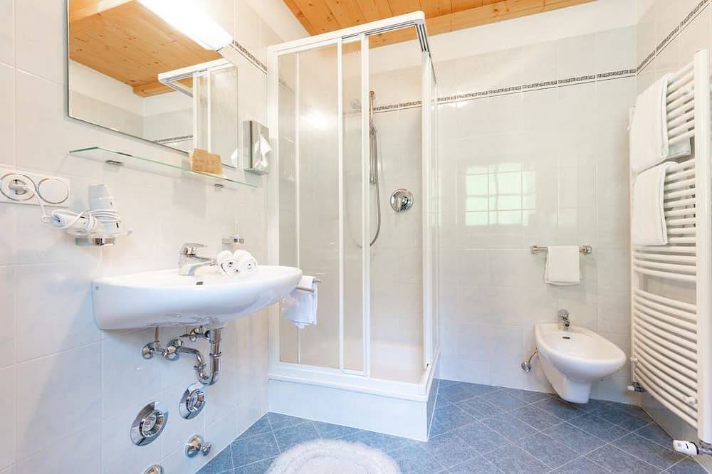 Ganze Wohnung, Romanticsuite Apartment  \"Plun\" in Karersee, Welschnofen