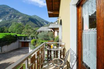 Apartament Wakacyjny dla 8 osoby w Comune di Champdepraz, Dolina Aosty, Zdjęcie 2