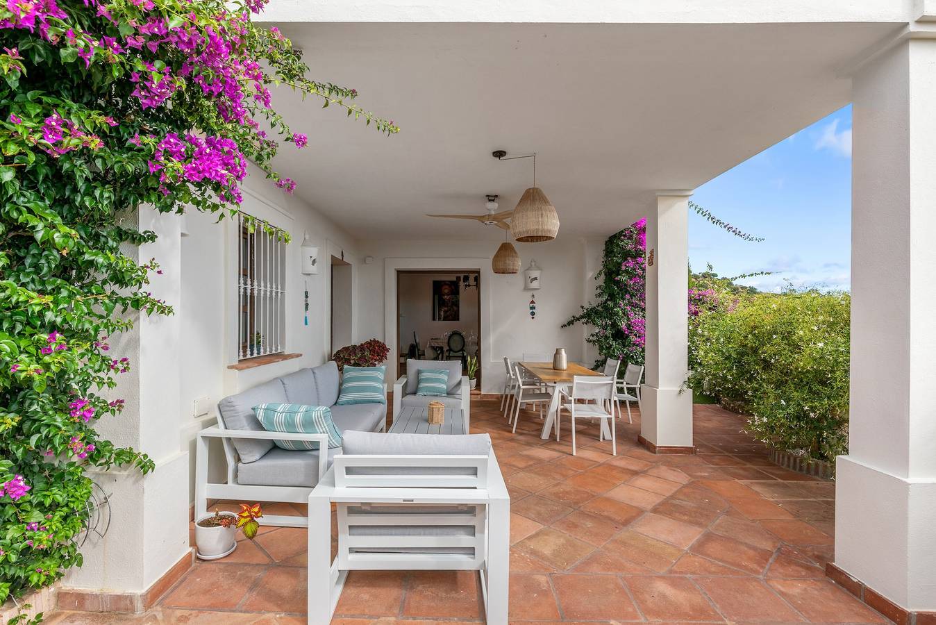 Chalet 'Villa Amira' con vistas al mar, Wi-Fi y aire acondicionado in Benahavís, Costa del Sol