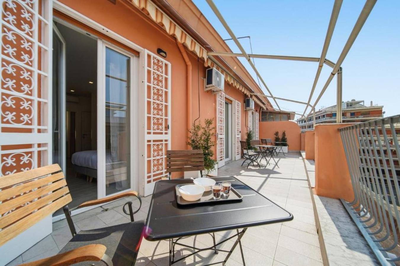 Appartamento intero, Appartamento 'Domus Toledo' con terrazza privata, Wi-Fi e aria condizionata in Napoli, Napoli e dintorni
