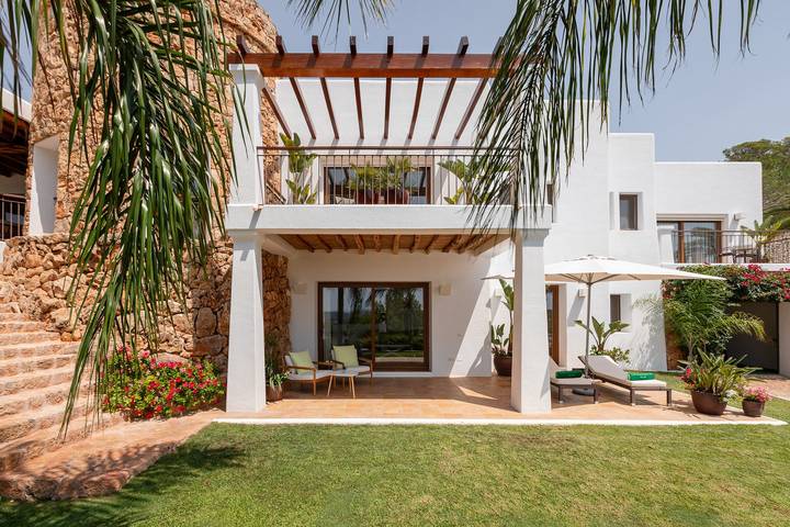Chalet para 10 personas, con jardín en Sant Carles de Peralta