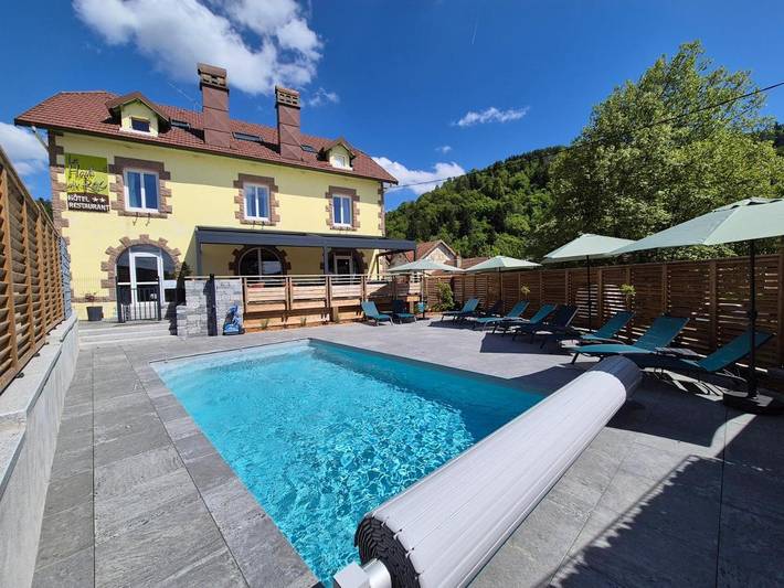 Hôtel pour 5 personnes, avec jardin et piscine