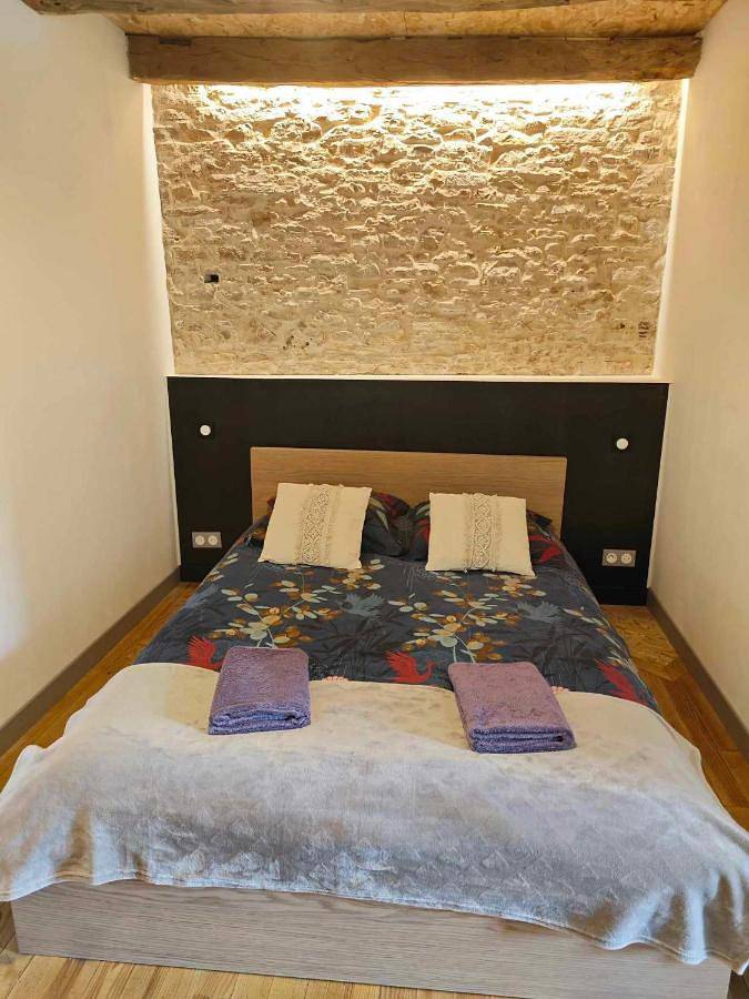 Location de vacances pour 4 personnes, avec jardin et terrasse à Bouzic - 2