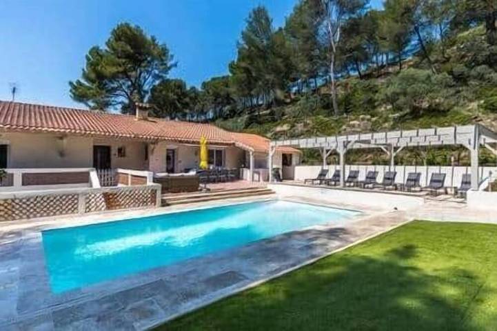 Maison de vacances pour 10 personnes, avec balcon à Velaux