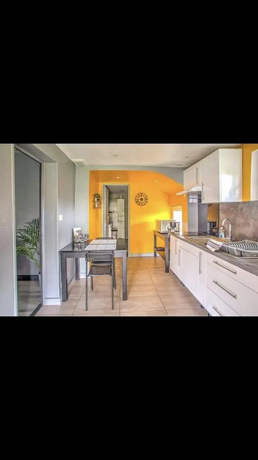 Casa de vacaciones para 2 personas, con jardín además de terraza y jacuzzi, Se admiten mascotas - 1