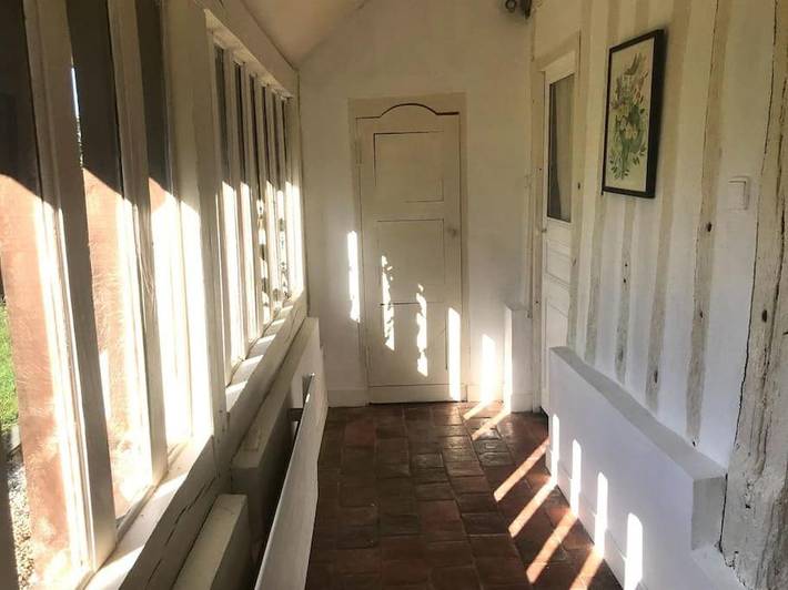 Location de vacances pour 9 personnes, avec piscine et jardin à Saint-Étienne-la-Thillaye - 3