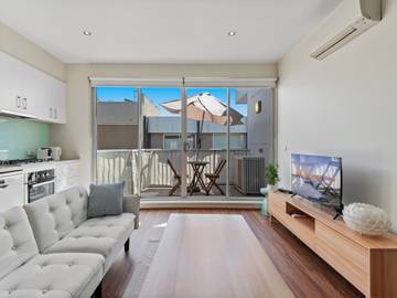 Holiday Apartment for 2 People in Melbourne, Victoria, Photo 1