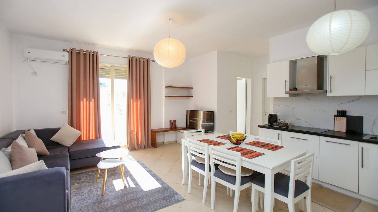 Apartamento vacacional entero, Ferienwohnung für 5 Personen (80 m²) in Bashkia e Vlorës in Vlorë (Ciudad), Vlorë