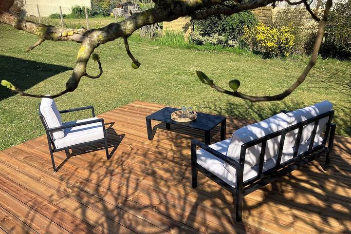 Location de vacances pour 6 personnes, avec jardin et balcon à Chaillevette