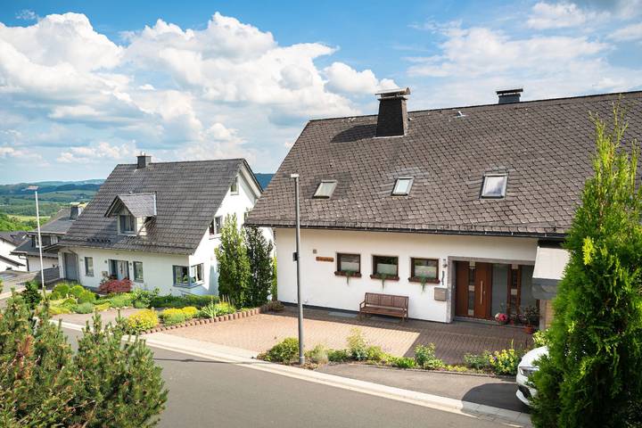 Appartement entier, Appartement de vacances pour 2 personnes avec balcon in Düdinghausen, Medebach