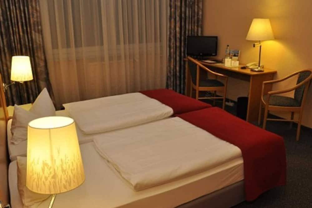 Doppelzimmer Standard - Hotel Am Tierpark *** in Güstrow, Mecklenburgische Seenplatte