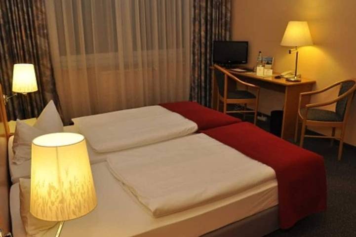 Doppelzimmer Standard - Hotel Am Tierpark *** in Güstrow, Mecklenburgische Seenplatte