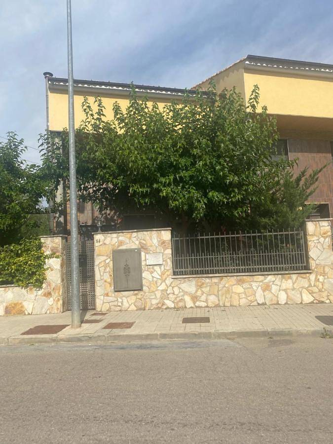 Location de vacances pour 12 personnes, avec vue ainsi que jardin et balcon à Calatayud - 2