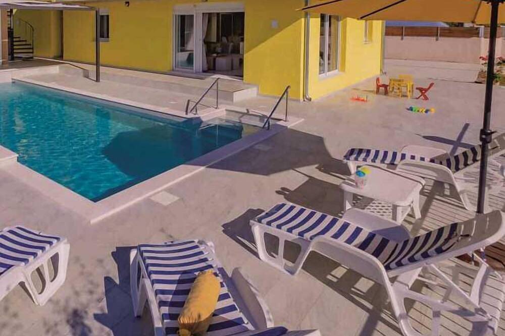 La Verna Residenz mit Pool in Galovac, Zadar