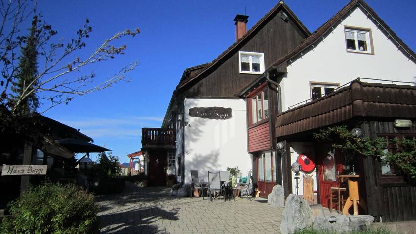 Gîte pour 3 personnes, avec jardin à Weiler-Simmerberg