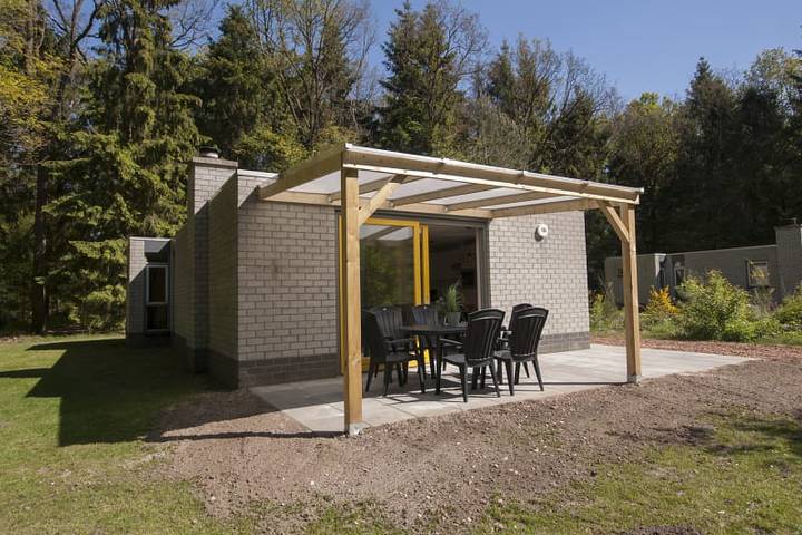 Vakantiehuis voor 6 personen, met terras en balkon/terras in Appelscha