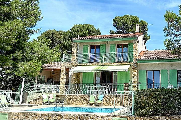 Villa pour 8 personnes, avec jardin - 1