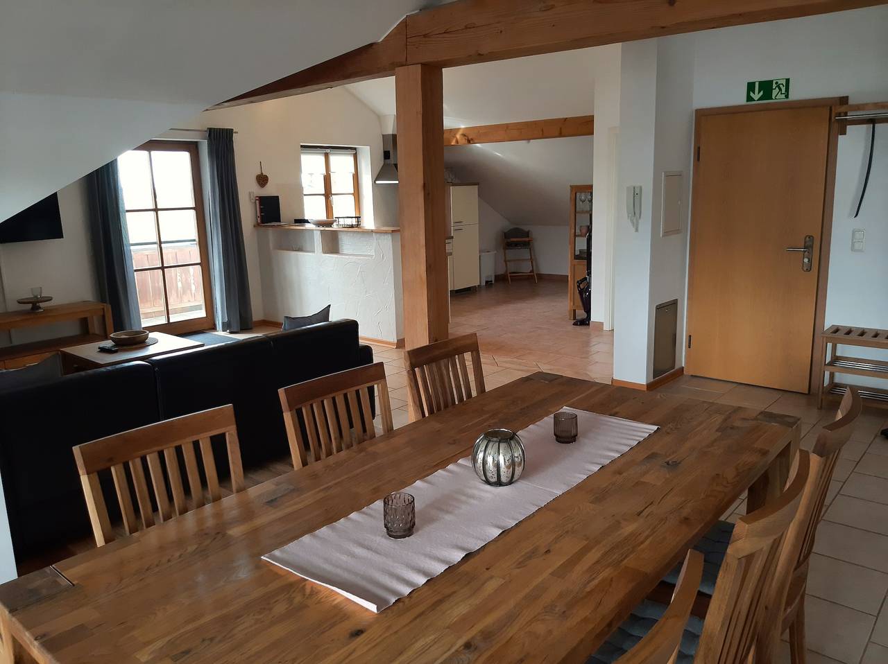 Ganze Wohnung, Ferienwohnung "Beim Schmied Straßkirchen" - in Vogtareuth, Nähe Chiemsee und Rosenheim in Vogtareuth, Landkreis Rosenheim