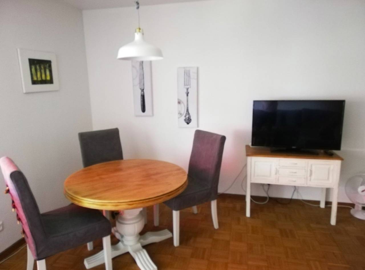 Ganze Wohnung, Ferienwohnung '2 Zimmer Appartement 43' mit Balkon und Wlan in Bad Krozingen, Südschwarzwald