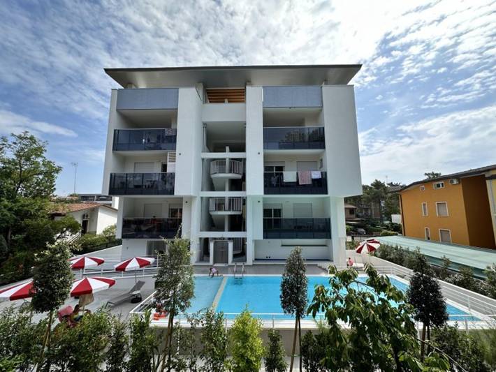 Appartement entier, Appartement confortable avec jardin et piscine in Bibione, San Michele al Tagliamento
