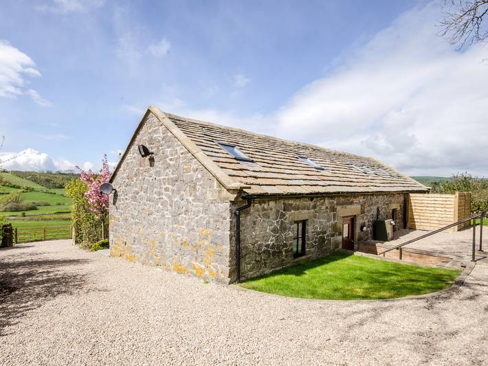 Cottage for 14 people, with garden in Peak District