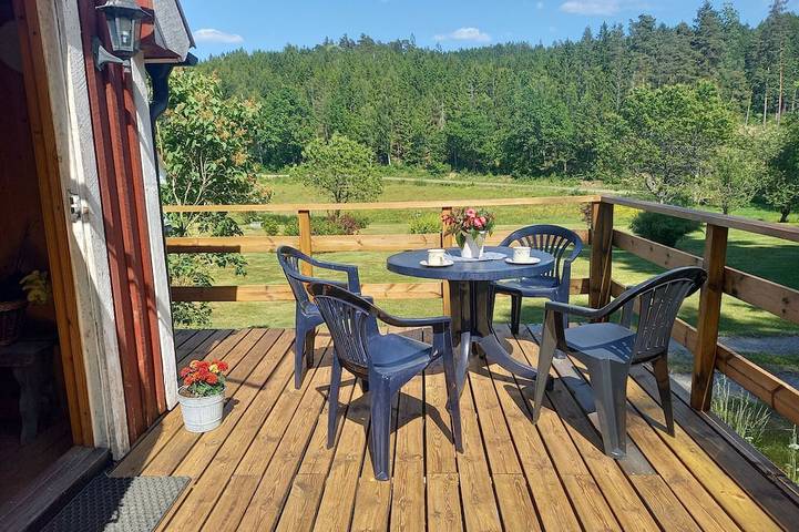 Ferienhaus für 6 Personen, mit Terrasse und Garten