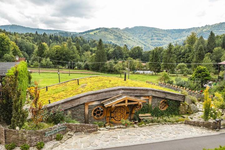 Willa dla 7 osób, z ogród i jacuzzi oraz basen w Brenna