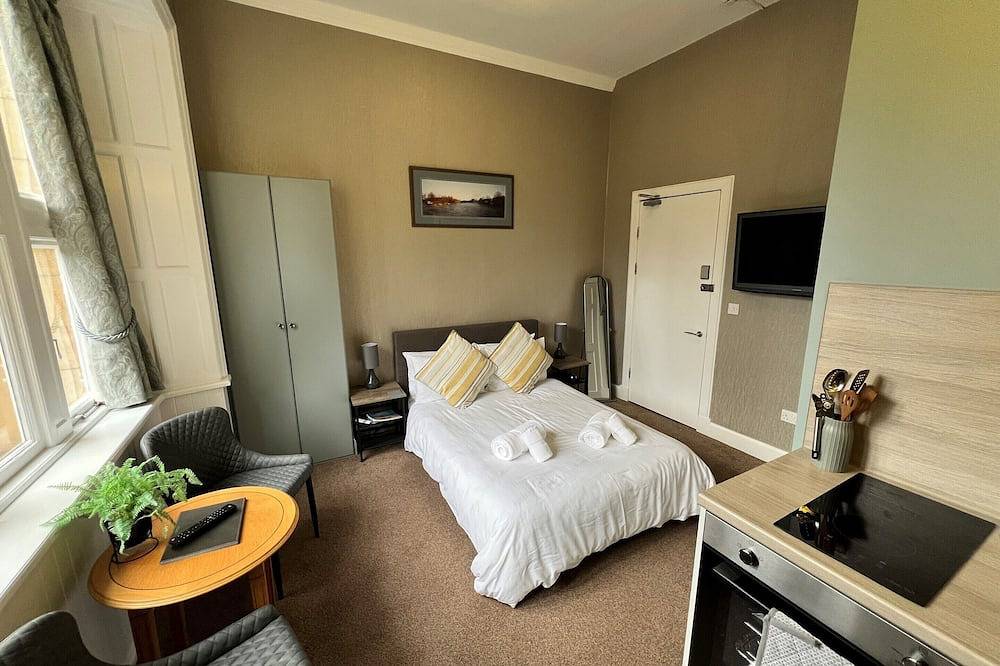 Ganze Wohnung, Double Studio-Economy-Apartment-Gartenblick-Ensuite Dusche in Inverness, Highlands
