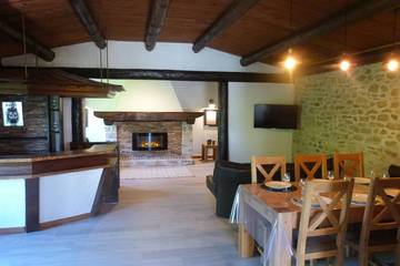 Location de vacances pour 6 personnes, avec terrasse à Saint-Jean-de-Ceyrargues