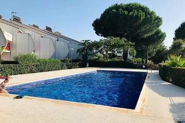 Gîte pour 4 personnes, avec balcon et piscine dans Golf de la Grande Motte