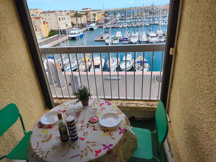 Gîte pour 5 personnes, avec terrasse et piscine dans Office De Tourisme De Gruissan - 2